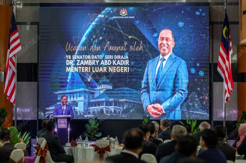 DATUK SERI DR ZAMBRY ABD KADIR
