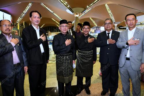 DATUK SERI DR ADHAM BABA