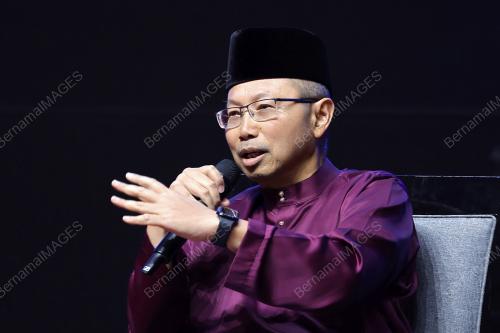 TAN SRI ABDUL WAHID OMAR