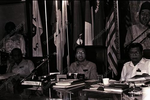 DATUK SERI DR MAHATHIR MOHAMED