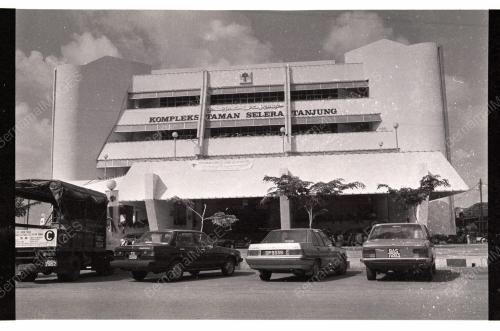Pelancong Melawat Terengganu