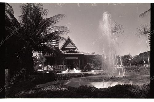 Pusat Penerangan Pelancongan Hot Line