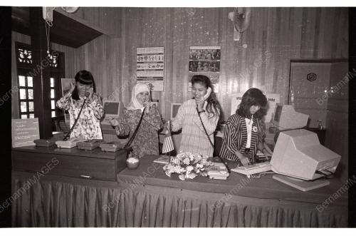 Pusat Penerangan Pelancongan Hot Line