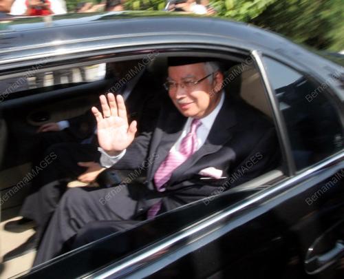 MOHD NAJIB TUN ABDUL RAZAK