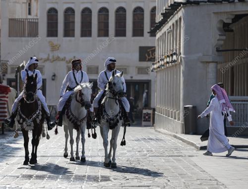 POLIS BERKUDA DI SOUQ WAQIF