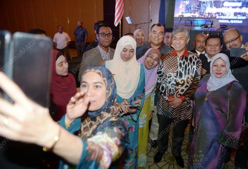 QAT06_06022017_TPM_MAKAN_MALAM