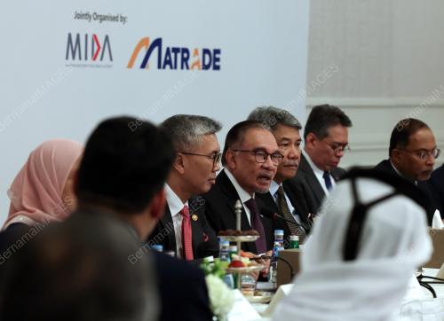 DATUK SERI ANWAR IBRAHIM