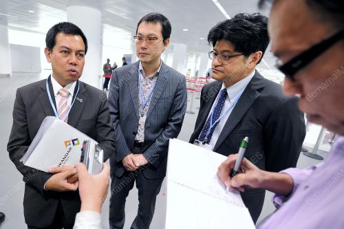 QTR03_02122012_LOW_CARBON