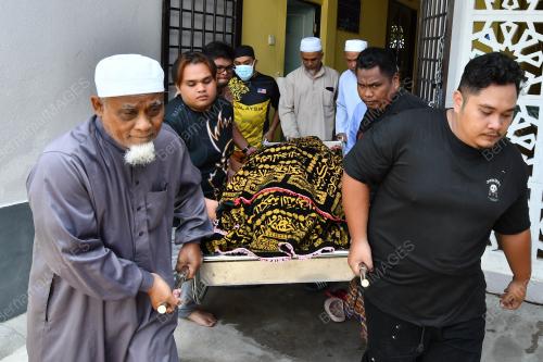 ALLAHYARHAM MUSTAZA MOHD YUSOF