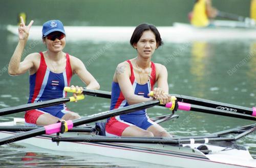 RO01-13_09_2001_ROWING_02022016