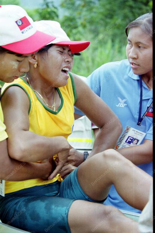 RO05-13_09_2001_ROWING_02022016