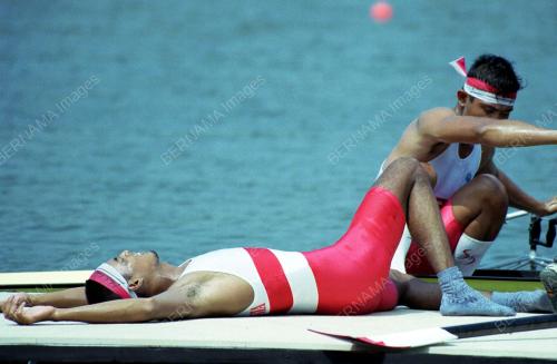 ROO4-13_09_2001_ROWING_13092001