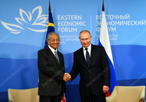 RUS01_05092019_PM_EEF