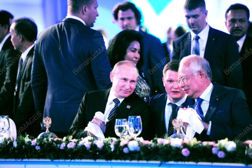 RUS02_20052016_PM_SOCHI