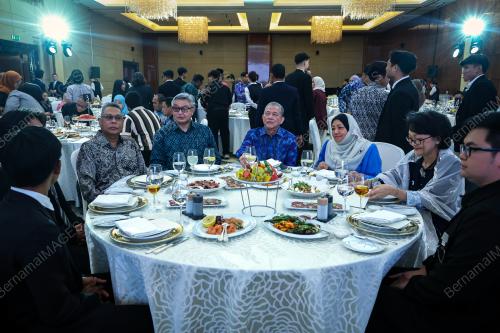 DATUK SERI FADILLAH YUSOF