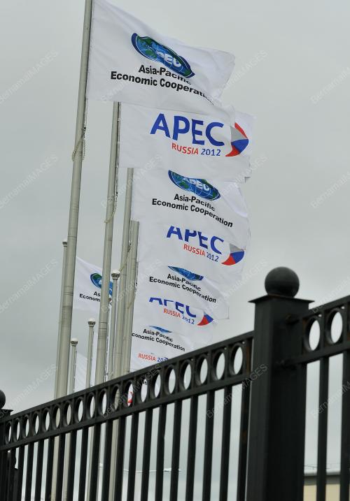 RUS03_04092012_APEC