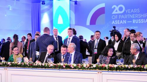 RUS03_20052016_PM_SOCHI