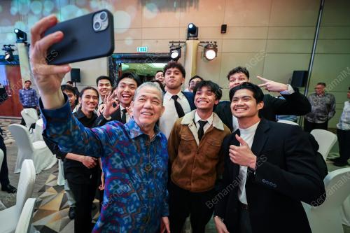 DATUK SERI FADILLAH YUSOF