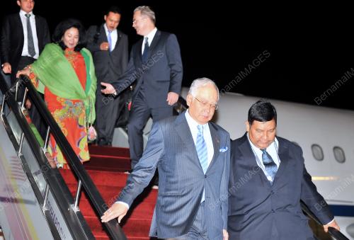 RUS06_07092012_PM_APEC