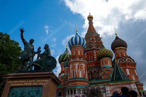 SAINTS BASIL'S CATHEDRAL