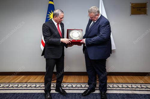 DATUK SERI FADILLAH YUSOF