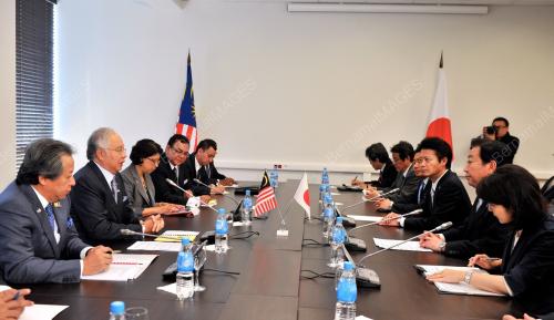 RUS10_09092012_PM_APEC