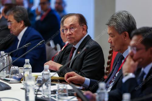 DATUK SERI ANWAR IBRAHIM