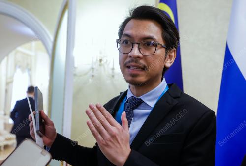 MUHAMMAD KAMIL ABDUL MUNIM