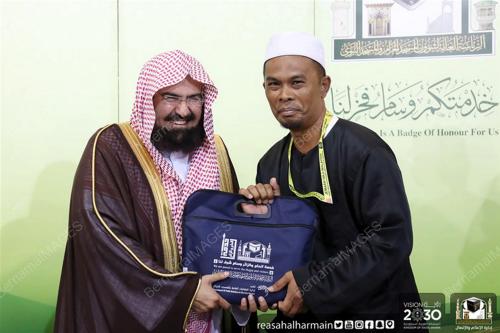 SAU01_04082017_MASJID