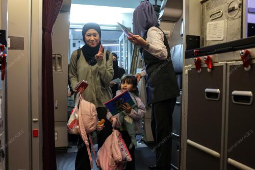 PENERBANGAN KHAS MEMBAWA PULANG RAKYAT MALAYSIA