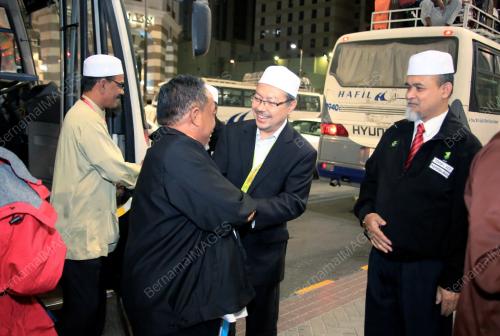 SAU01_23092012_HAJI