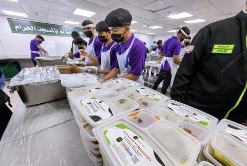 PENYEDIAAN MAKANAN KEPADA JEMAAH HAJI