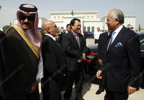 MOHD NAJIB TUN ABDUL RAZAK