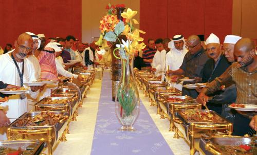 JAMUAN MAKAN MALAM