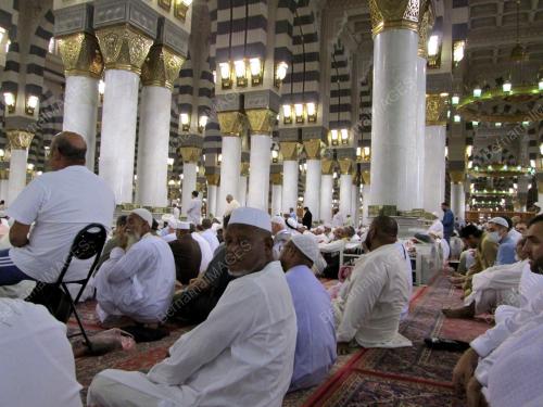 SAU03_07102013_MASJID_NABAWI