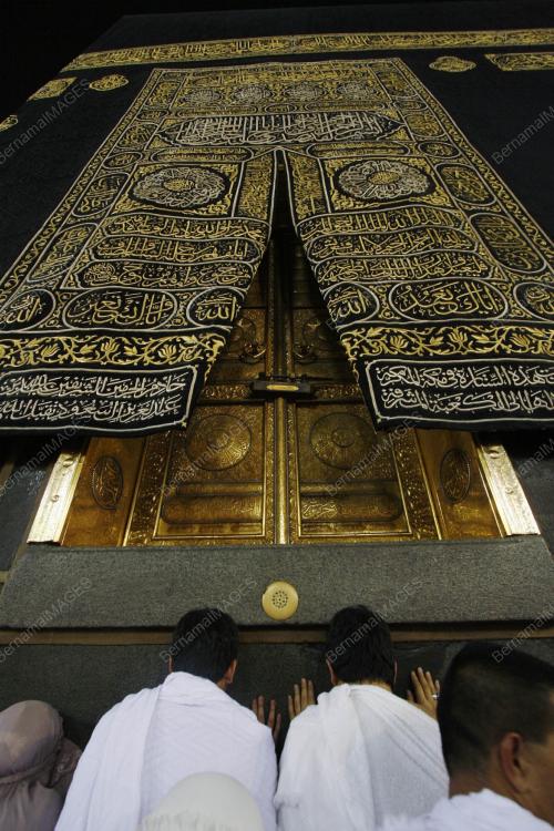 DOOR OF KAABAH