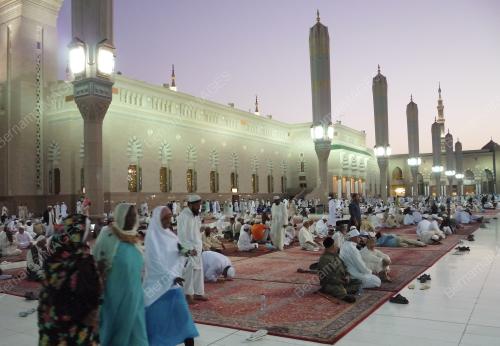 MASJID NABAWI_MADINAH
