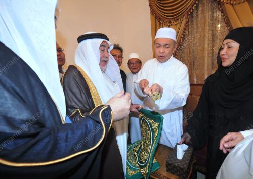 SAU03_16102016_LAWATAN_RASMI