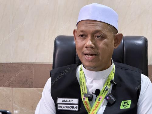 ANUAR AHMAD