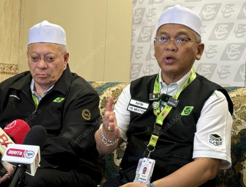 DATUK DR. MOHD NA'IM MOKHTAR