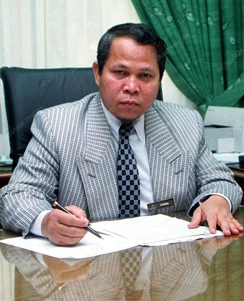 MUHAMMED SAMSURI