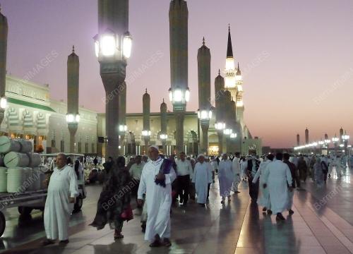 MASJID NABAWI_MADINAH