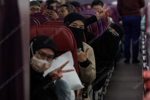 PENERBANGAN KHAS MEMBAWA PULANG RAKYAT MALAYSIA