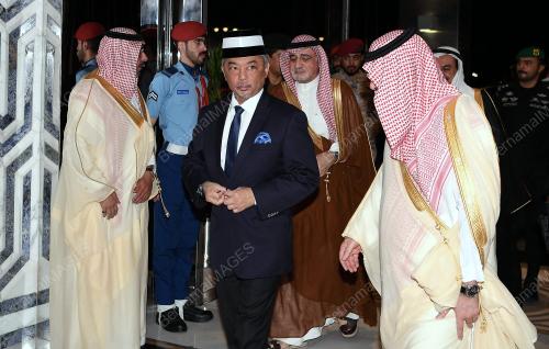 SAU04_15072019_AGONG_ARAB