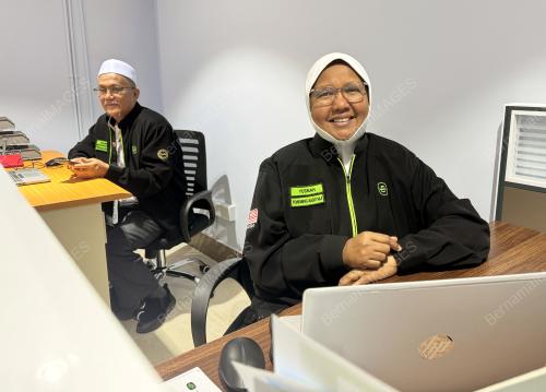 HUKUM HAJI_AI