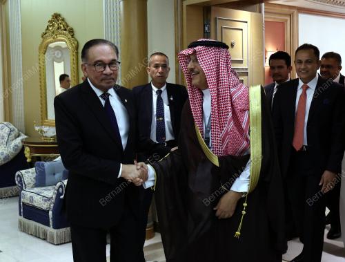 DATUK SERI ANWAR IBRAHIM