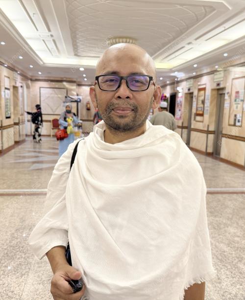 DATUK DR MOHD NA'IM MOKHTAR