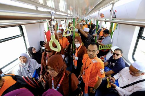 SAU06_24082017_SIMULASI_TREN
