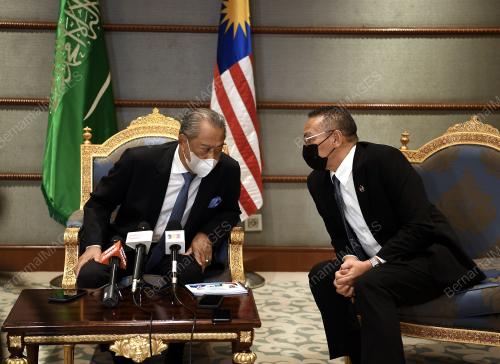 TAN SRI MUHYIDDIN YASSIN