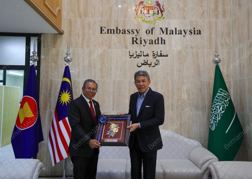 DATUK SERI MOHAMAD HASAN